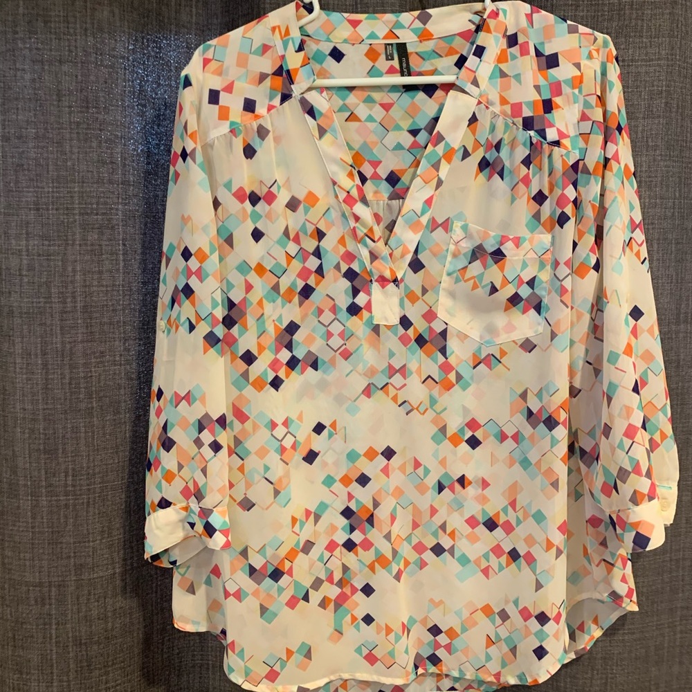 Geometric design blouse